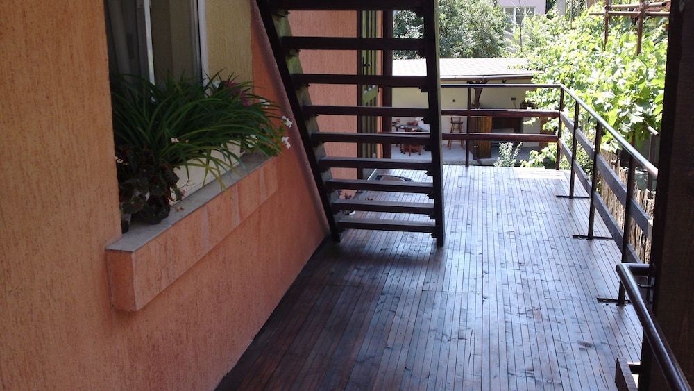 숙박 시설 구내