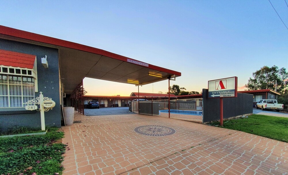 숙박 시설 입구