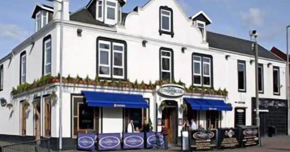 숙박 시설 정면