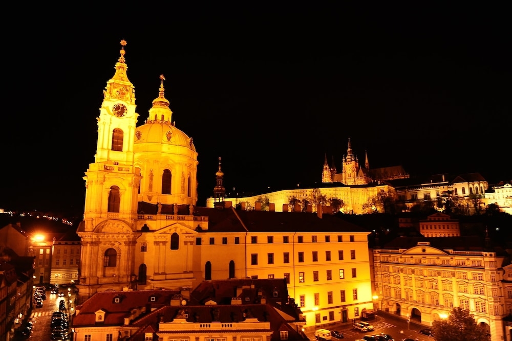 숙박 시설의 전망