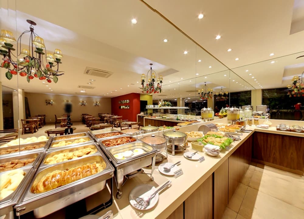 뷔페 아침 식사