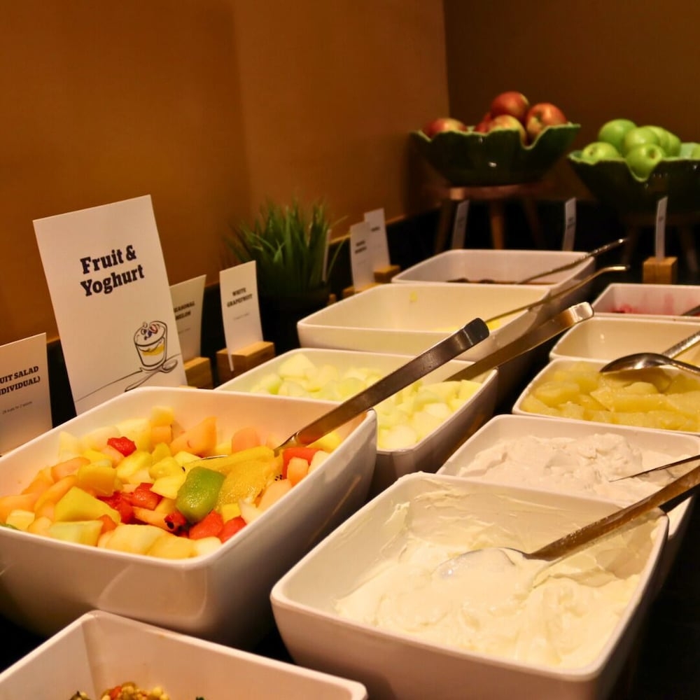 뷔페 아침 식사