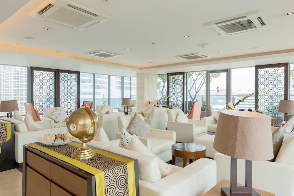 로비 좌석 공간