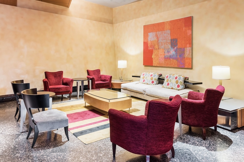 로비 좌석 공간