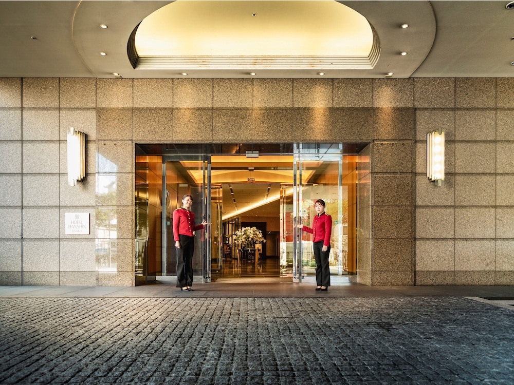 숙박 시설 입구