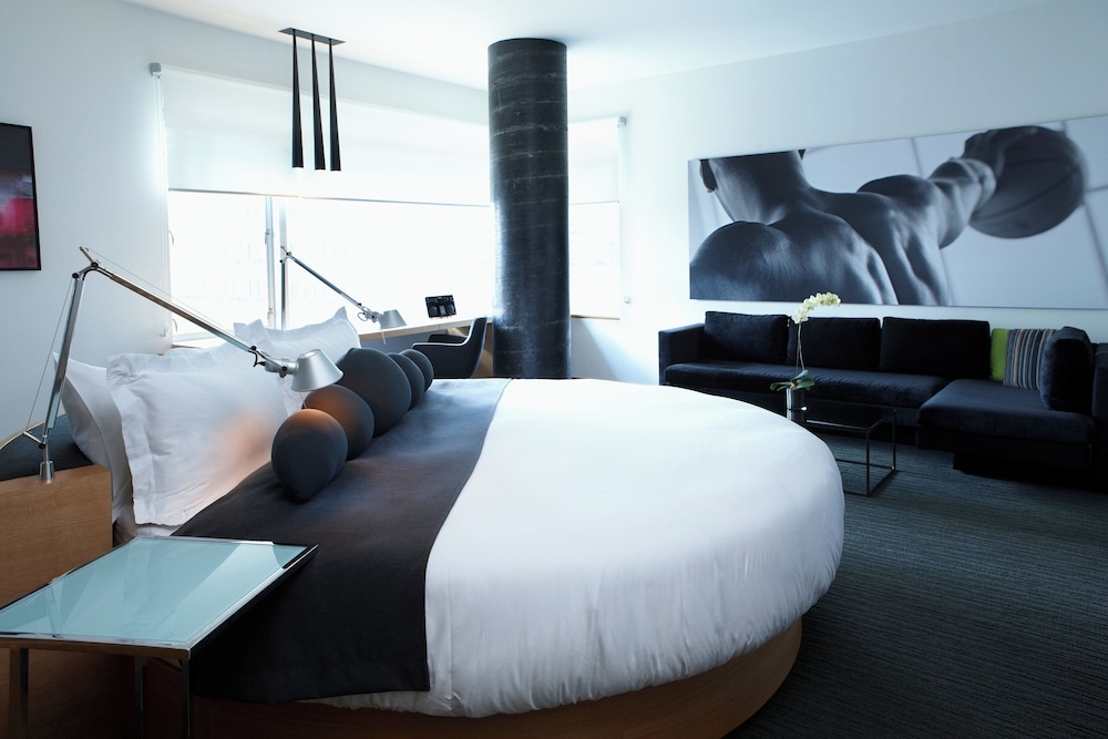 숙박 시설 구내