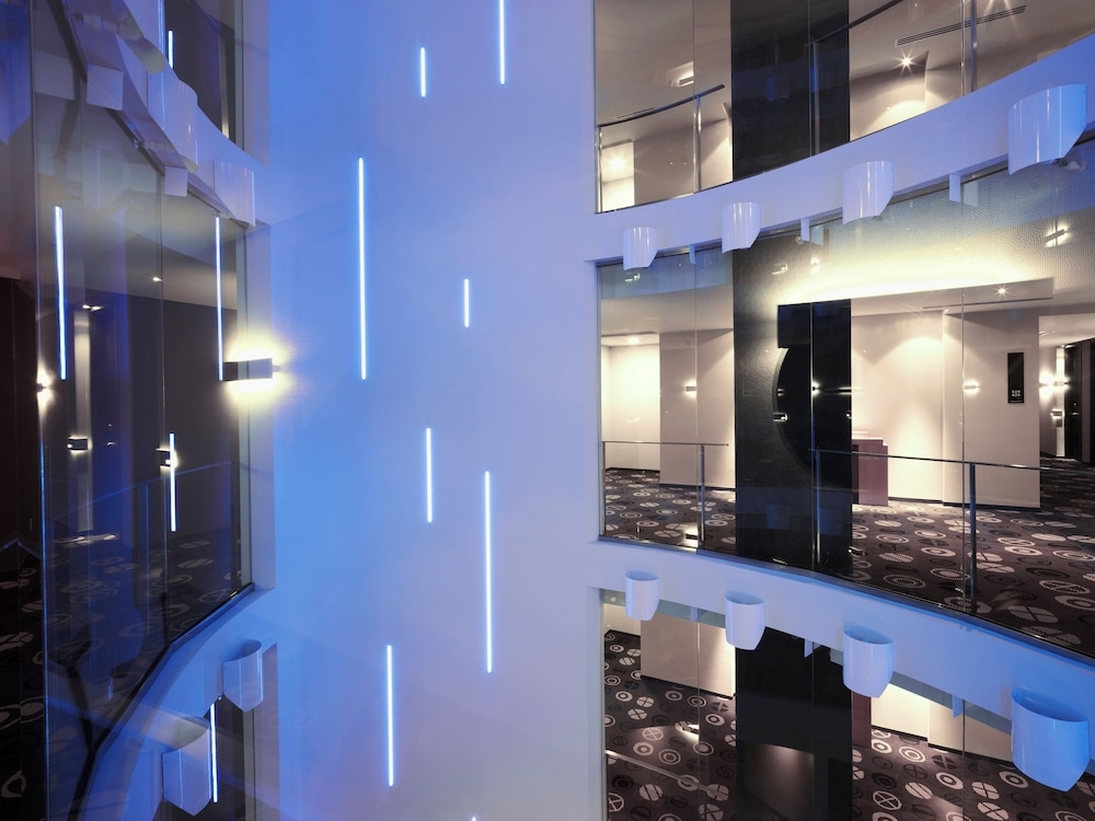 숙박 시설 입구