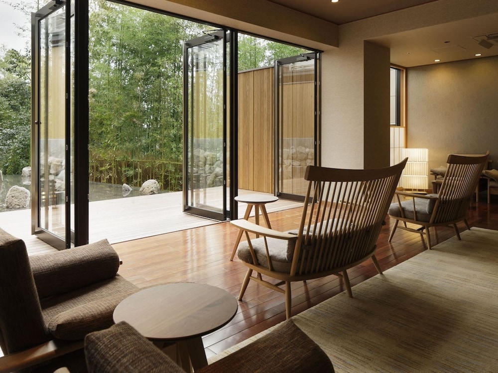 숙박 시설 내 편의 시설/서비스