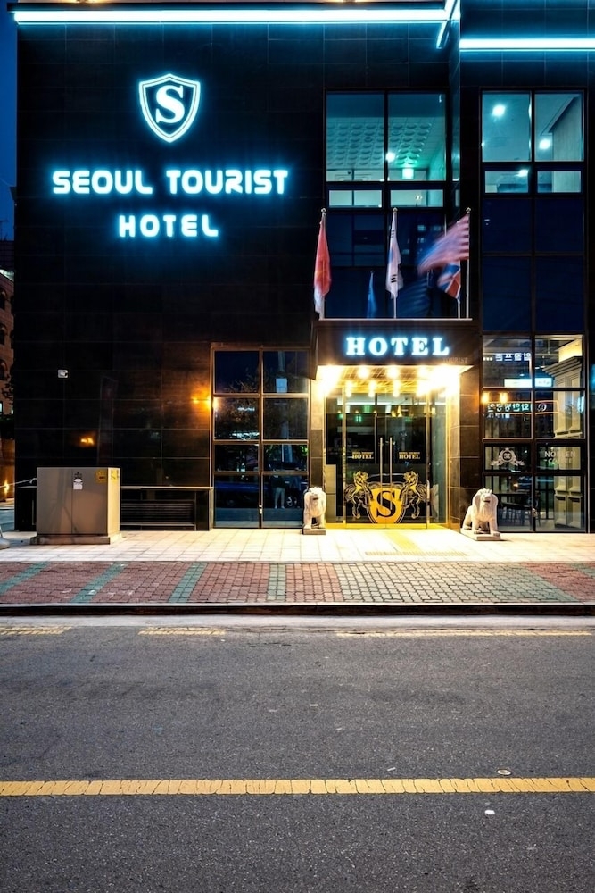 숙박 시설 입구