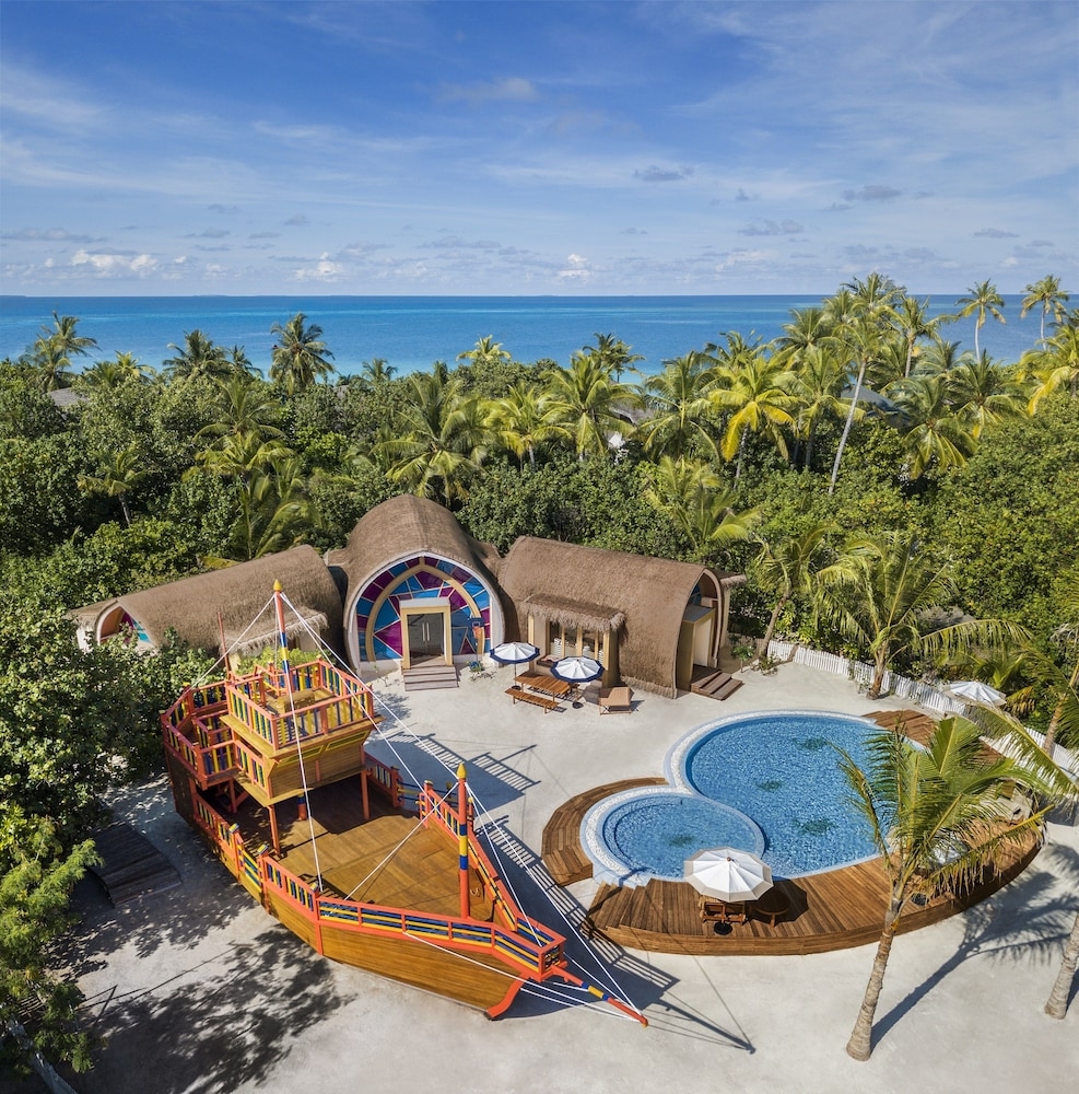 어린이 놀이 공간 - 야외