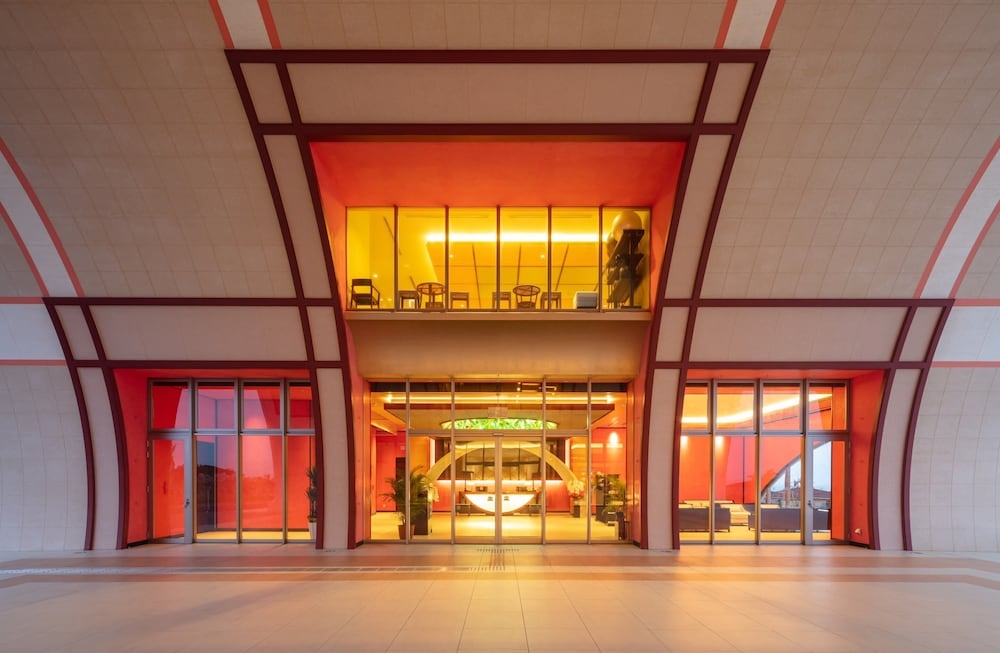 숙박 시설 입구