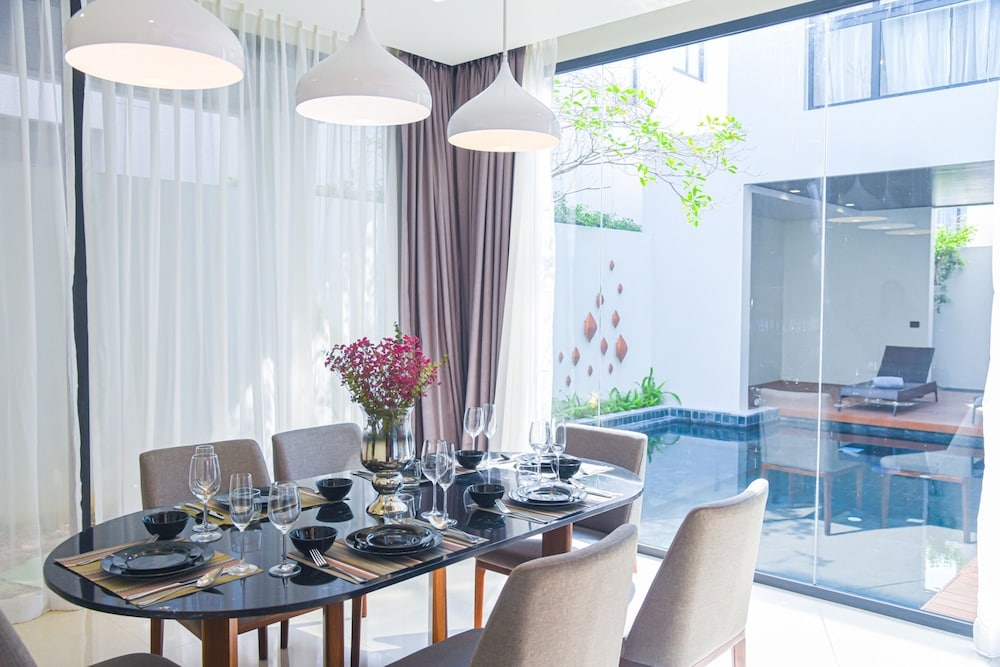 객실 내 식사 공간