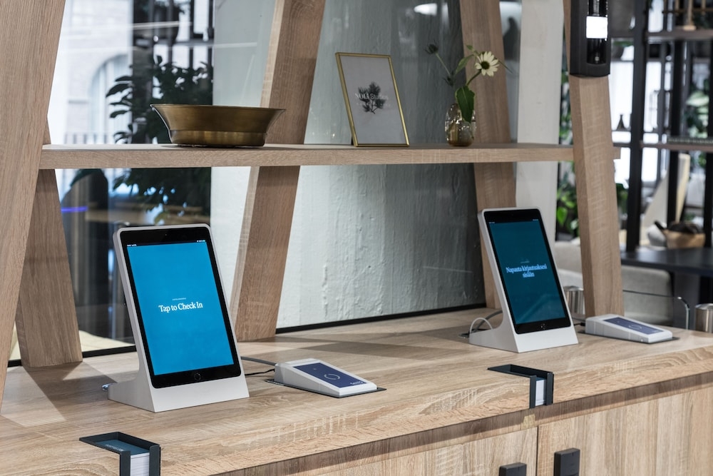 체크인/체크아웃 키오스크