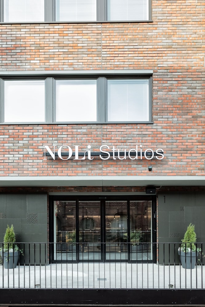 숙박 시설 입구