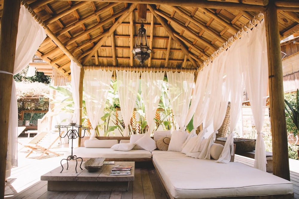 로비 좌석 공간