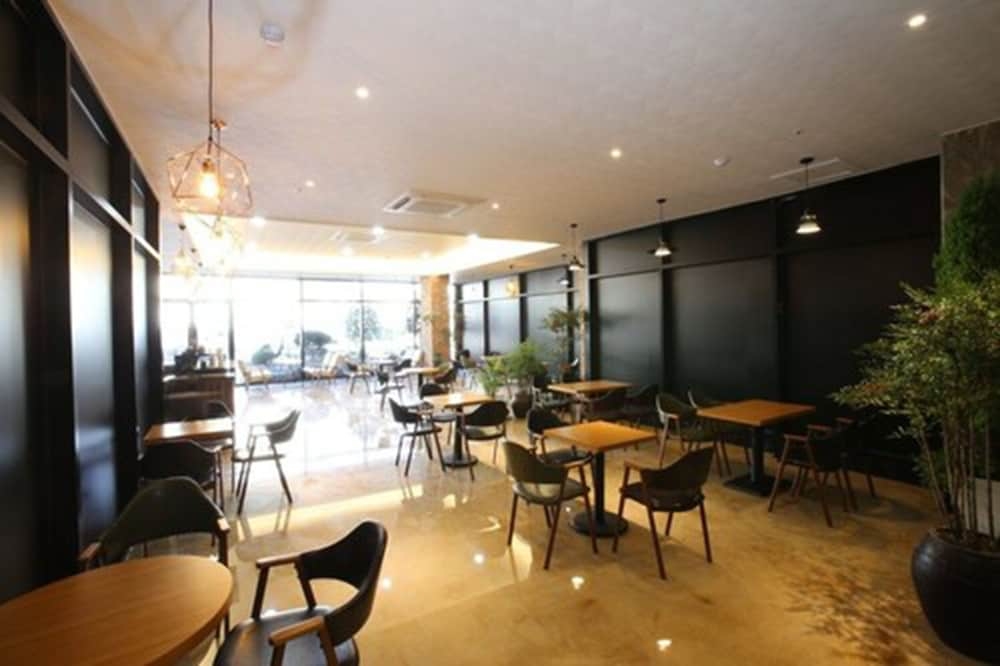 아침 식사 공간