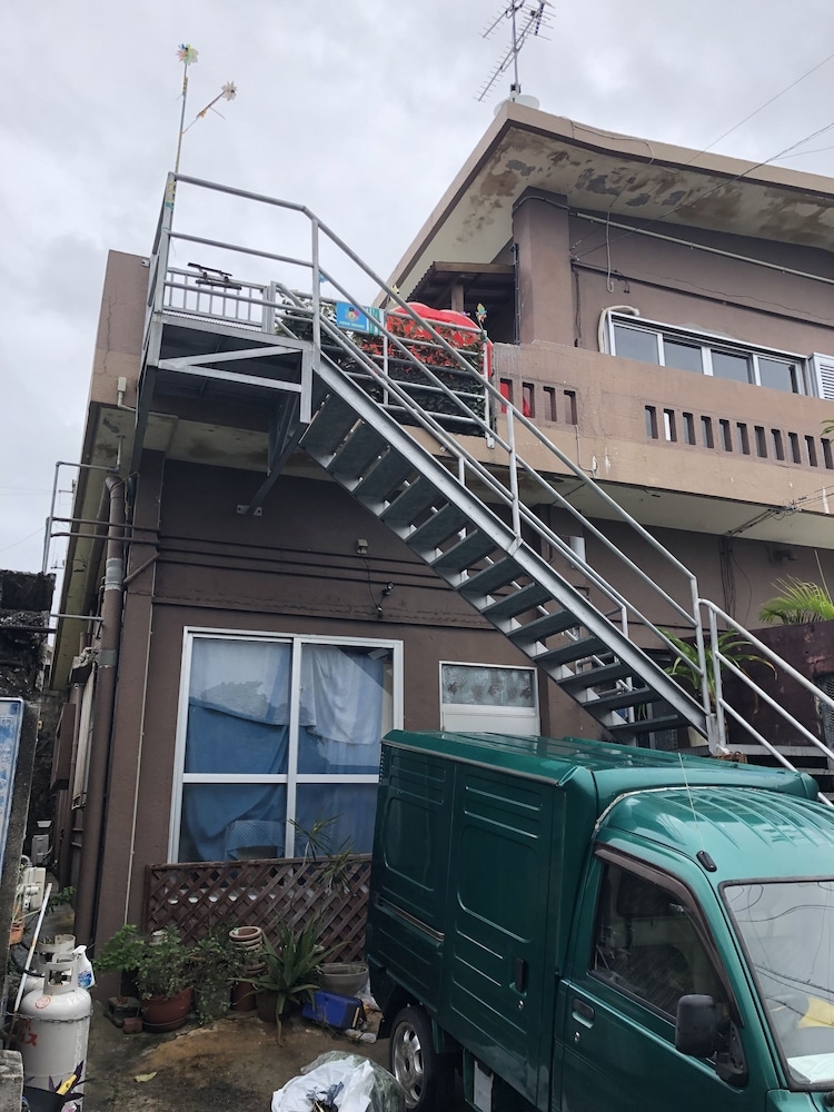 숙박 시설 정면