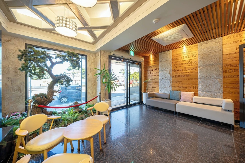 로비 좌석 공간