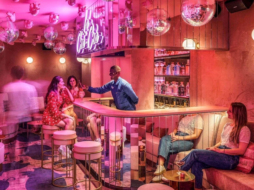 바(숙박 시설 내)