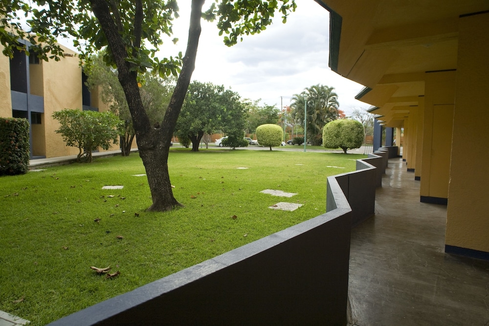 숙박 시설 구내