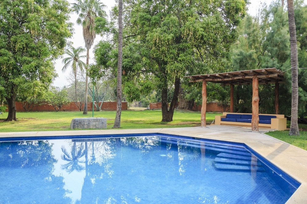 숙박 시설 구내