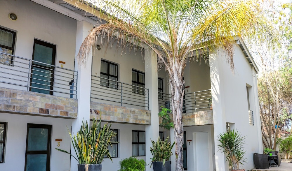 숙박 시설 정면