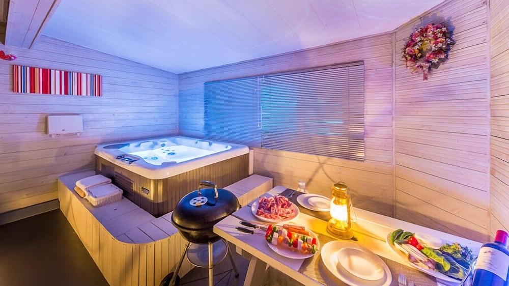 전용 스파 욕조