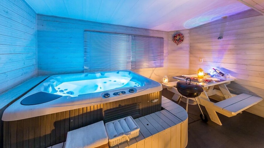 전용 스파 욕조