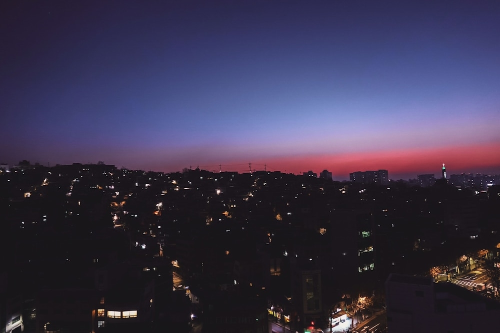 숙박 시설에서 보는 시내 전망