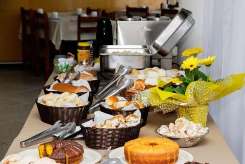 뷔페 아침 식사