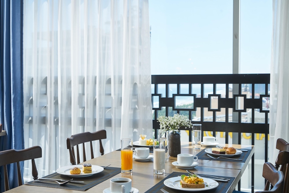 뷔페 아침 식사