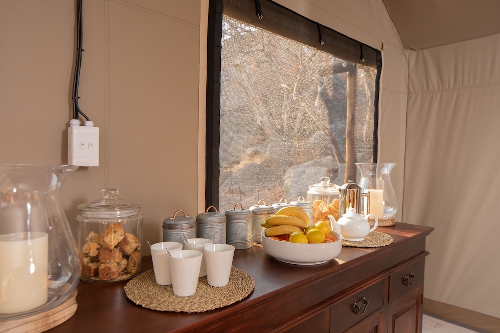 뷔페 아침 식사