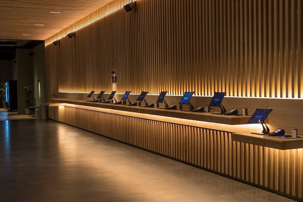 체크인/체크아웃 키오스크