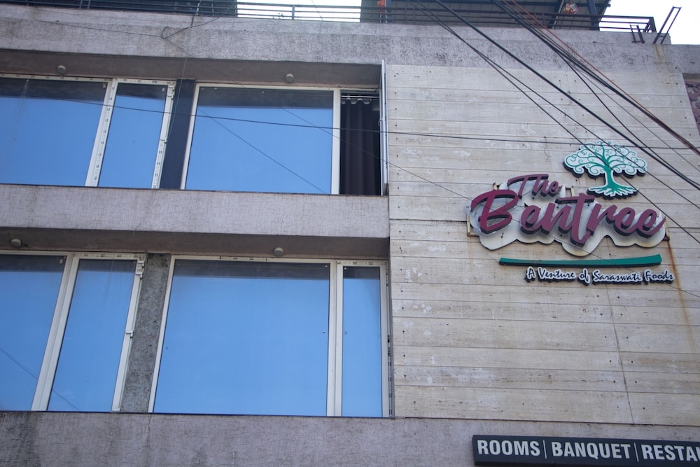 숙박 시설 정면