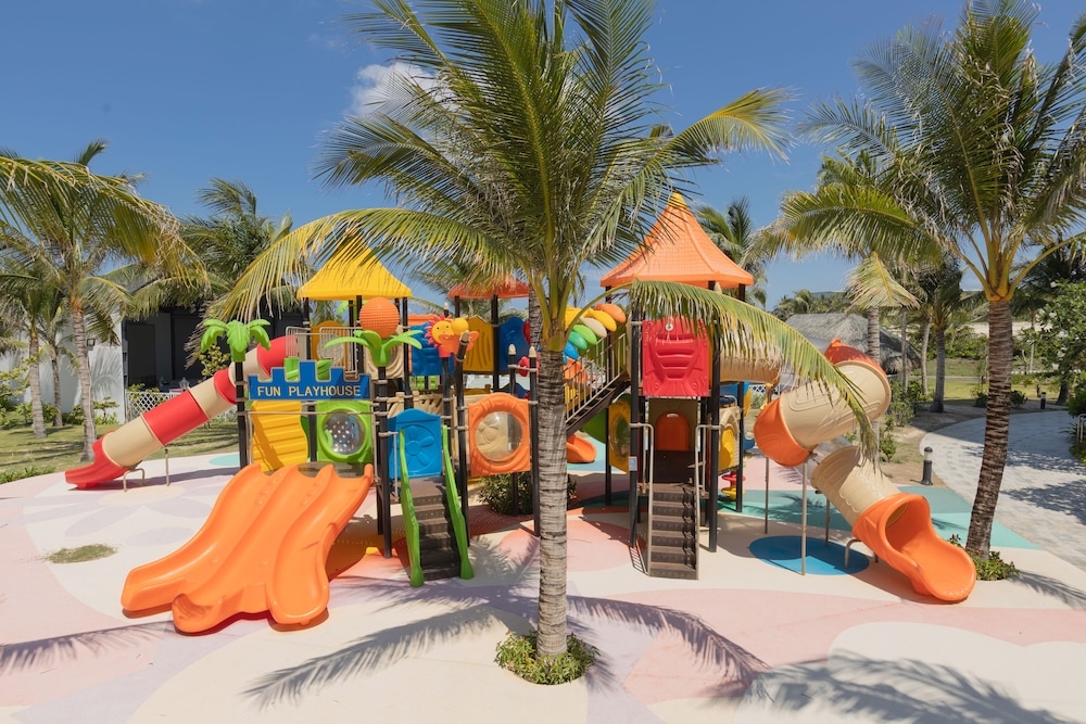 어린이 놀이 공간 - 야외