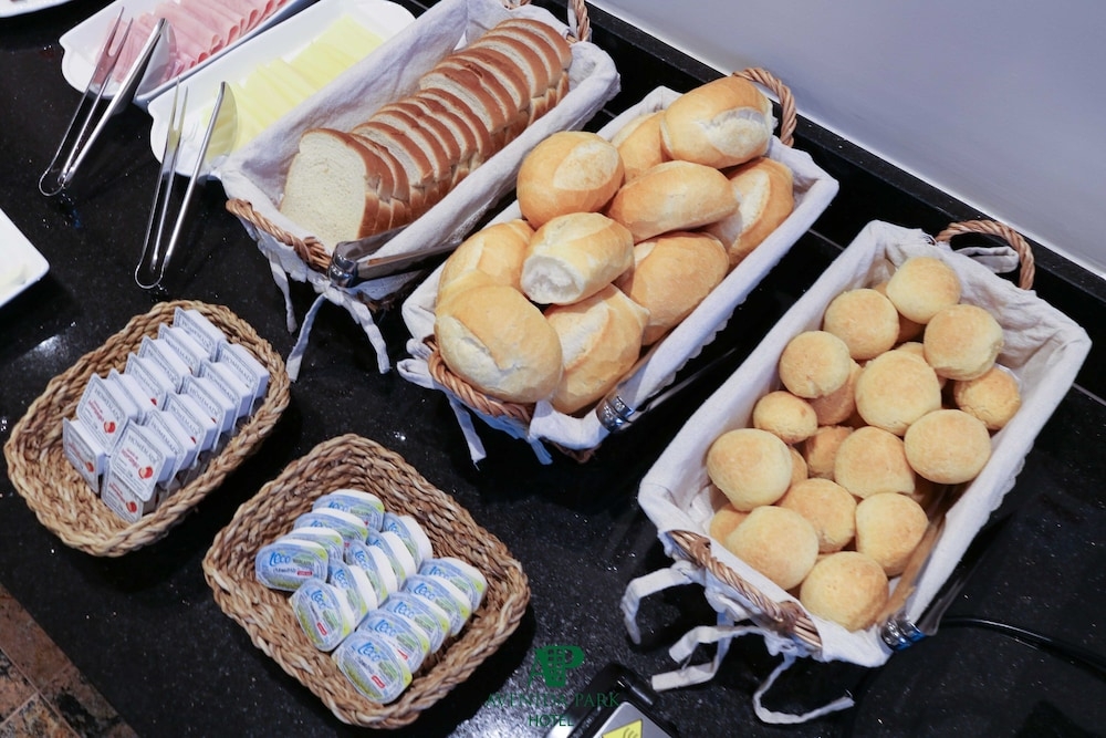 뷔페 아침 식사