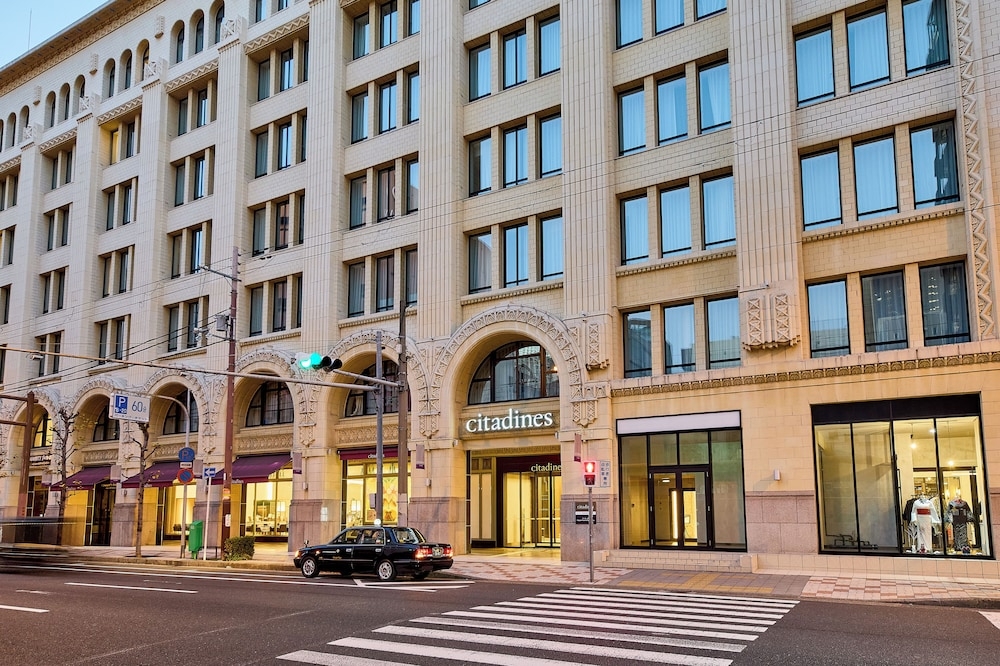 숙박 시설 정면