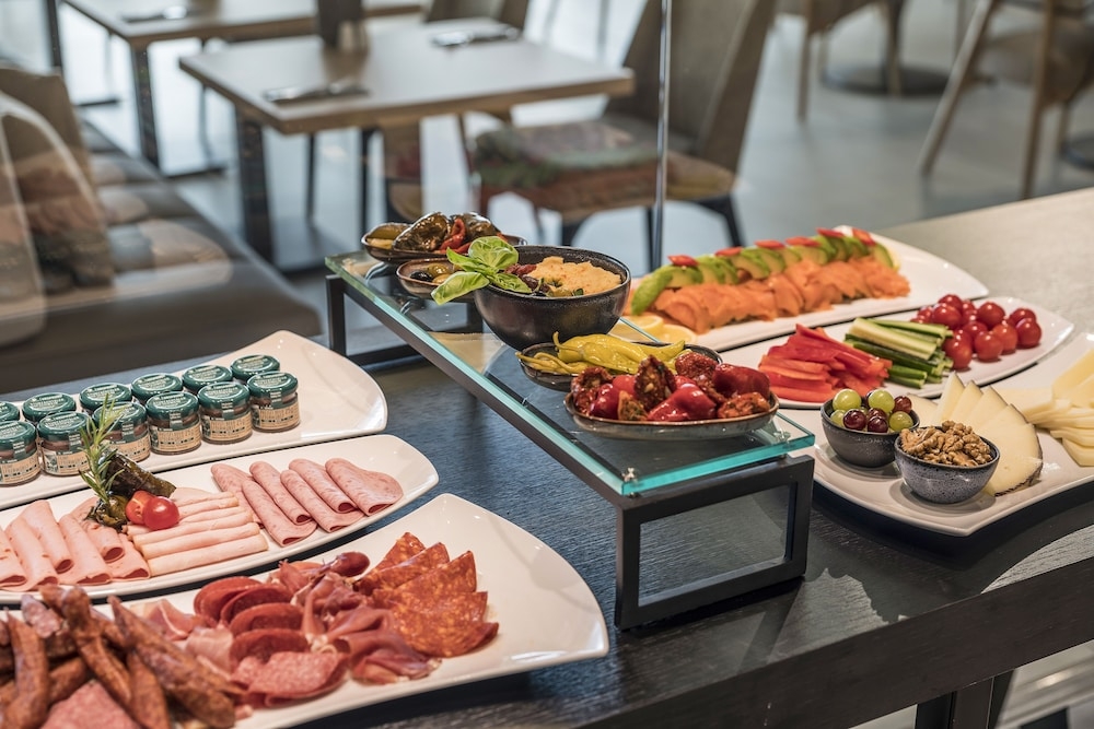 뷔페 아침 식사