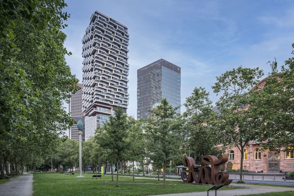 숙박 시설 정면