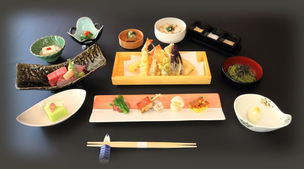 숙박 시설 내 편의 시설/서비스