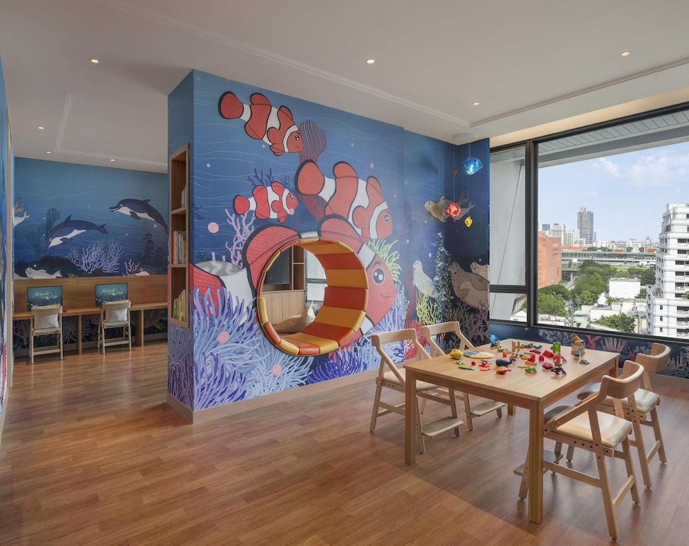 어린이 놀이 공간 - 실내