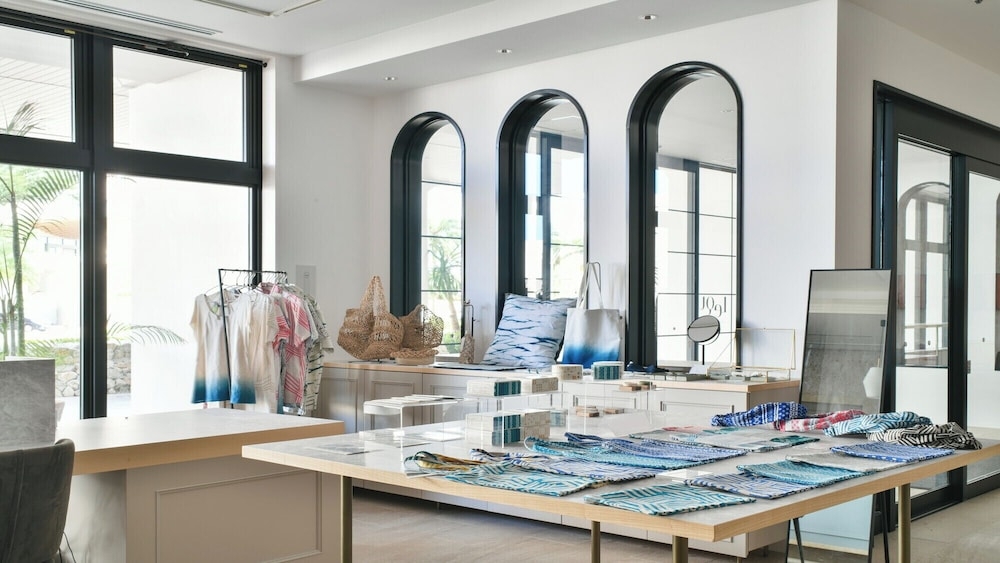 숙박 시설 내 편의 시설/서비스