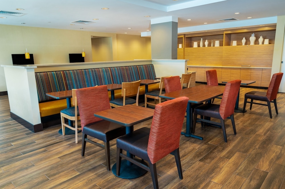 로비 좌석 공간