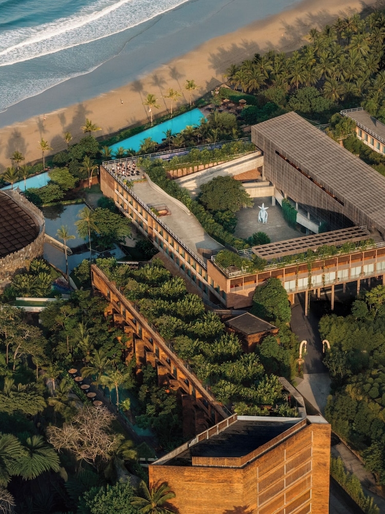 숙박 시설 구내