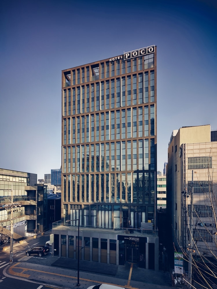 숙박 시설 정면