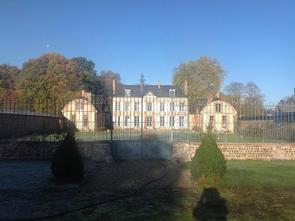 숙박 시설 구내