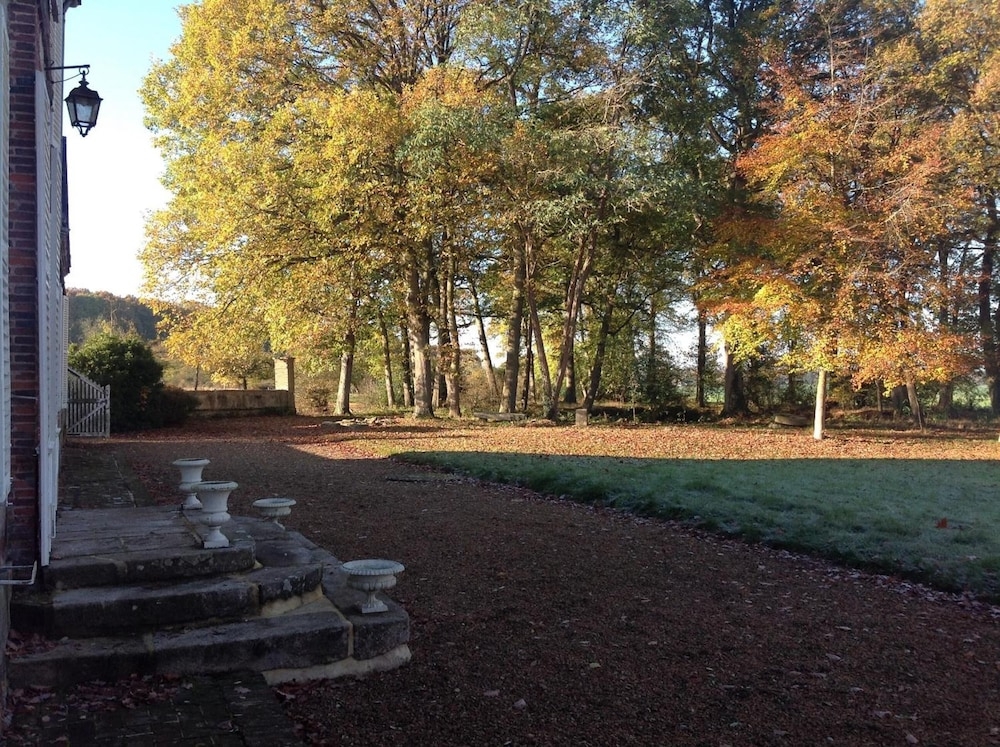 숙박 시설 구내