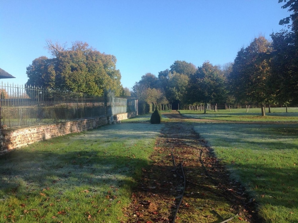숙박 시설 구내