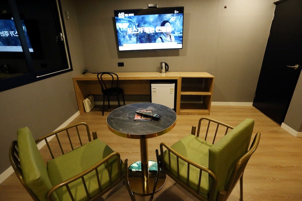 객실 내 편의 시설/서비스