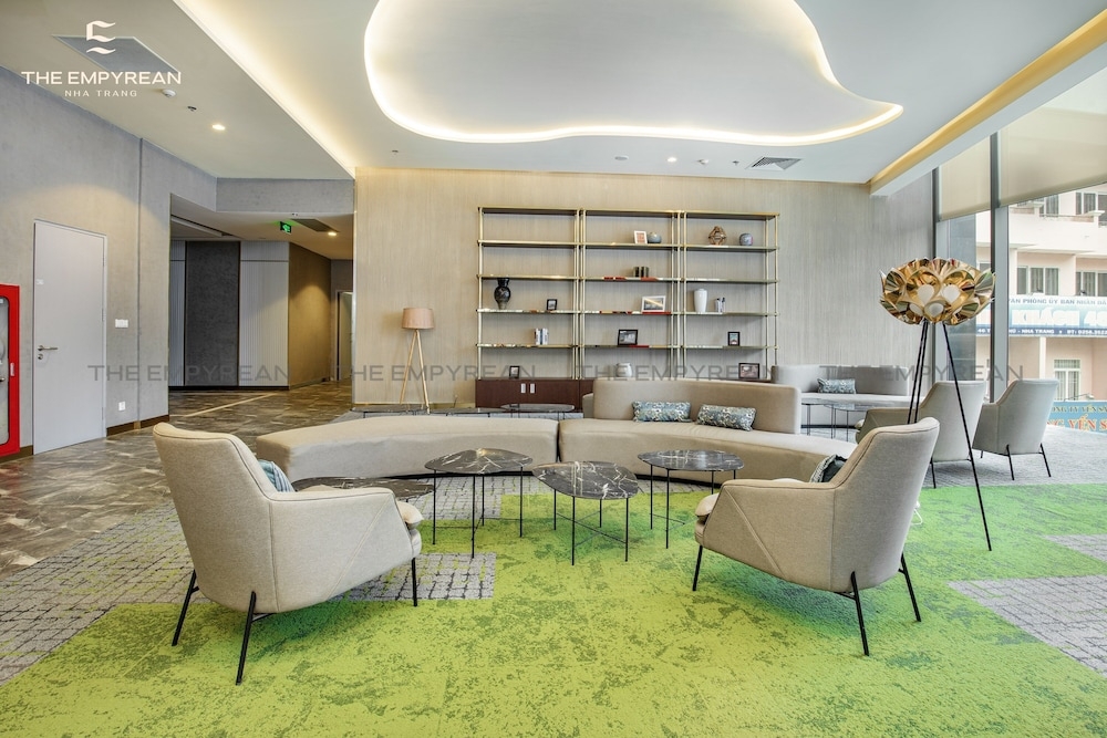 로비 좌석 공간